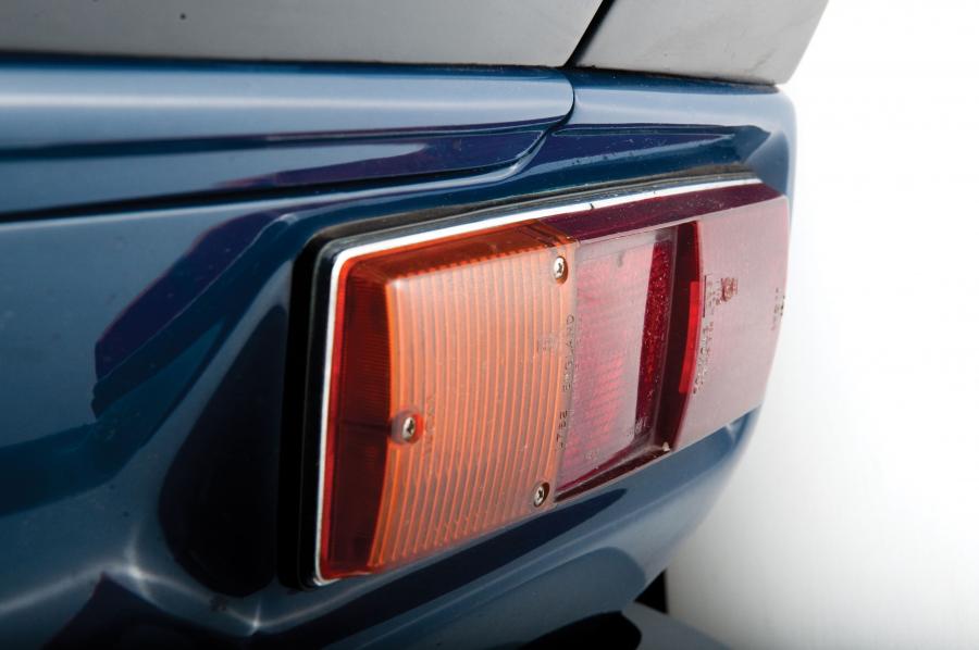 Детали экстерьера Aston Martin DBS V8 (5072/RAC) 1968 года  (фото 17 из 26)